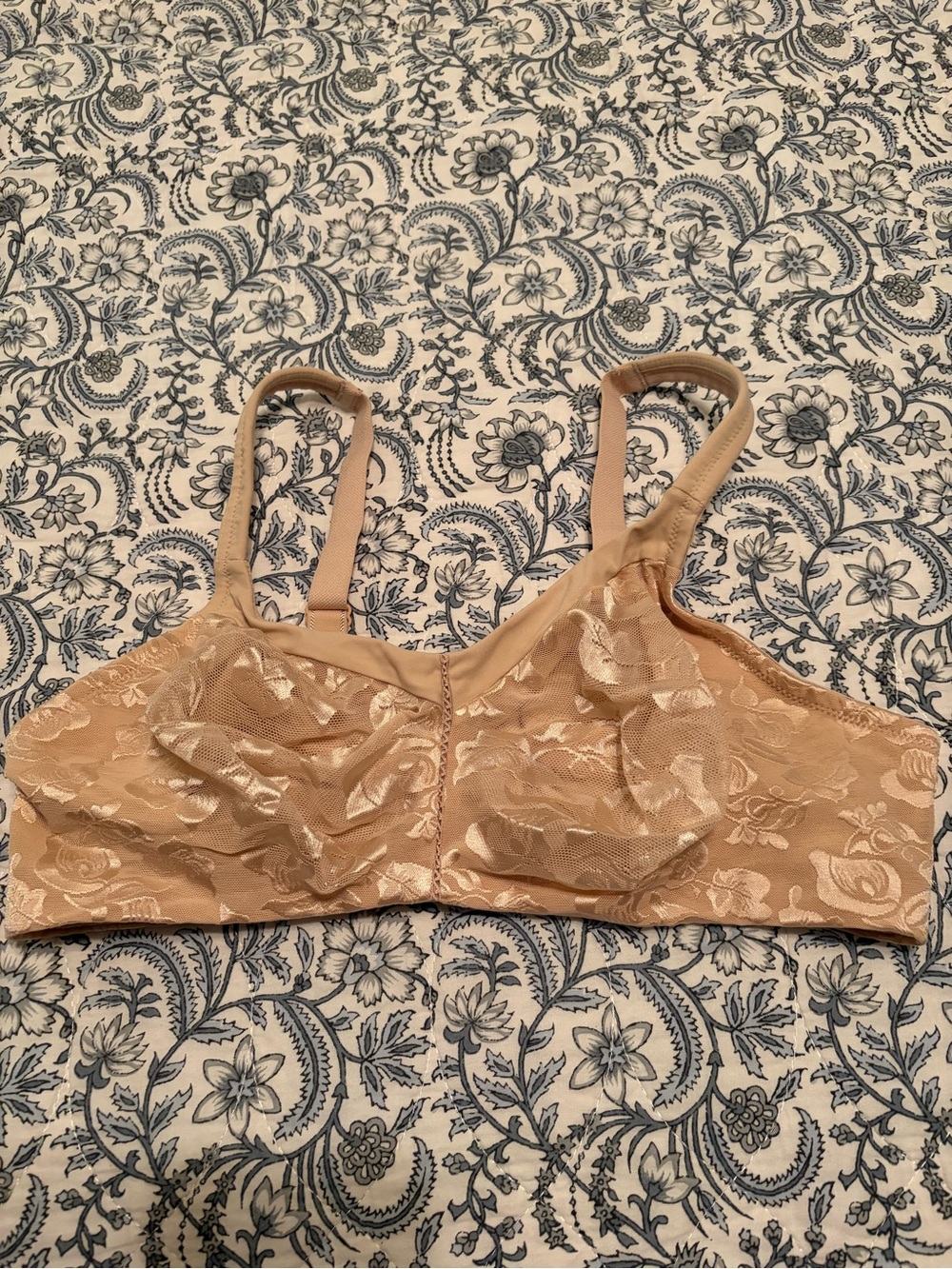 Wacoal Beige Floral Lace Wireless Bra